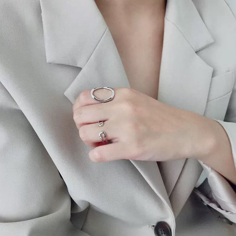 Safety Curve Ring