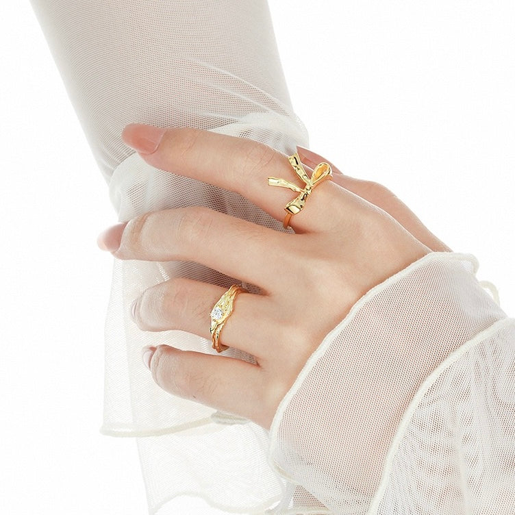 Muse Bow Ring