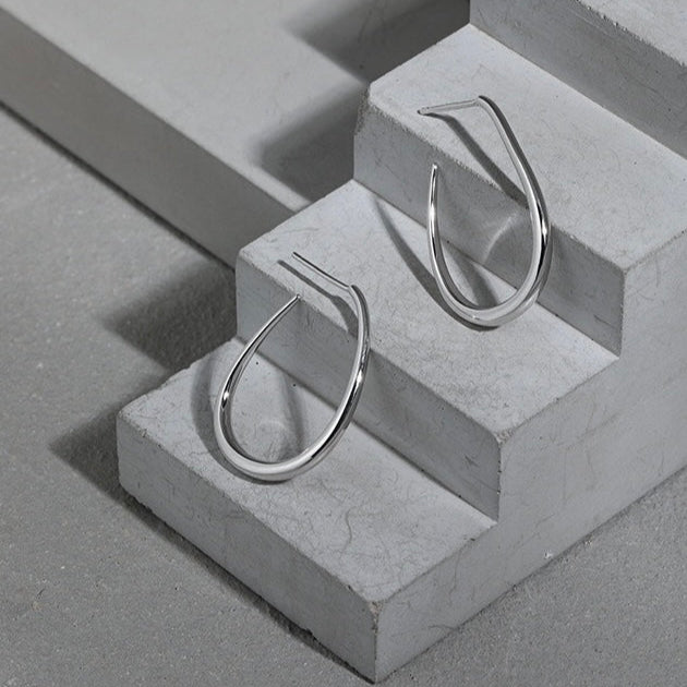 Luxe Curve Earrings