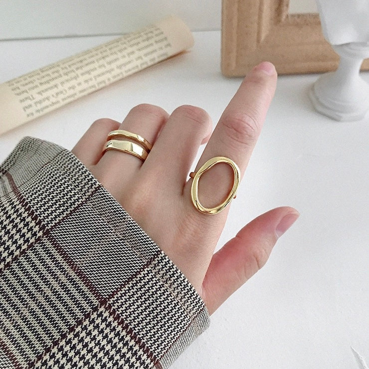 Silent Orbit Ring