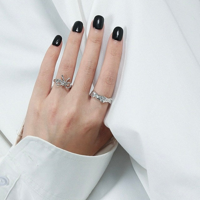 Tiny Bow Ring