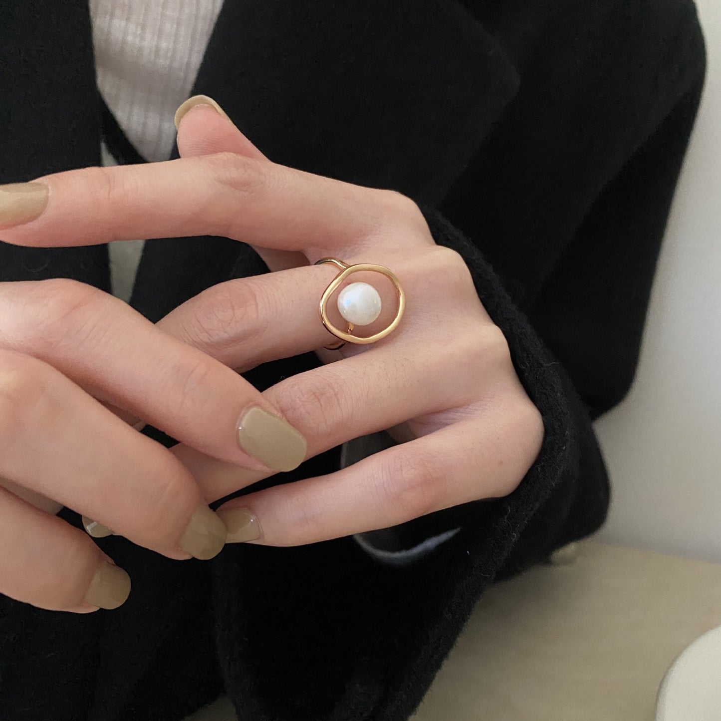 Geometric Pearl Ring