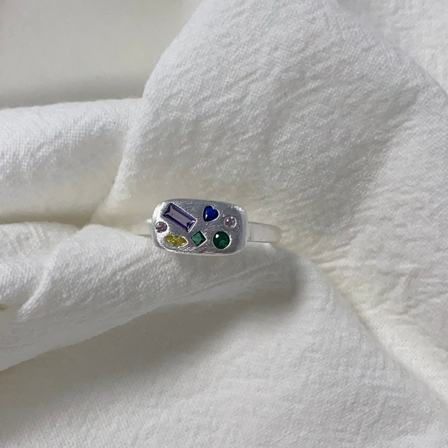 Chromatic Zircon Ring