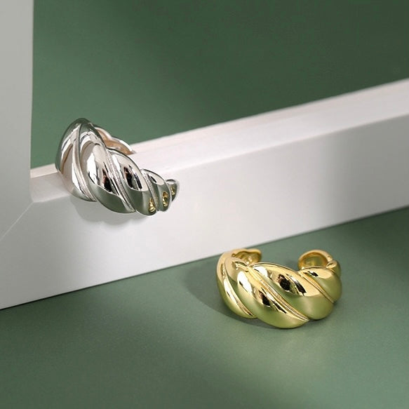 Dome Croissant Ring