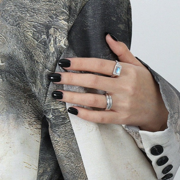 Twofold Tranquility Ring