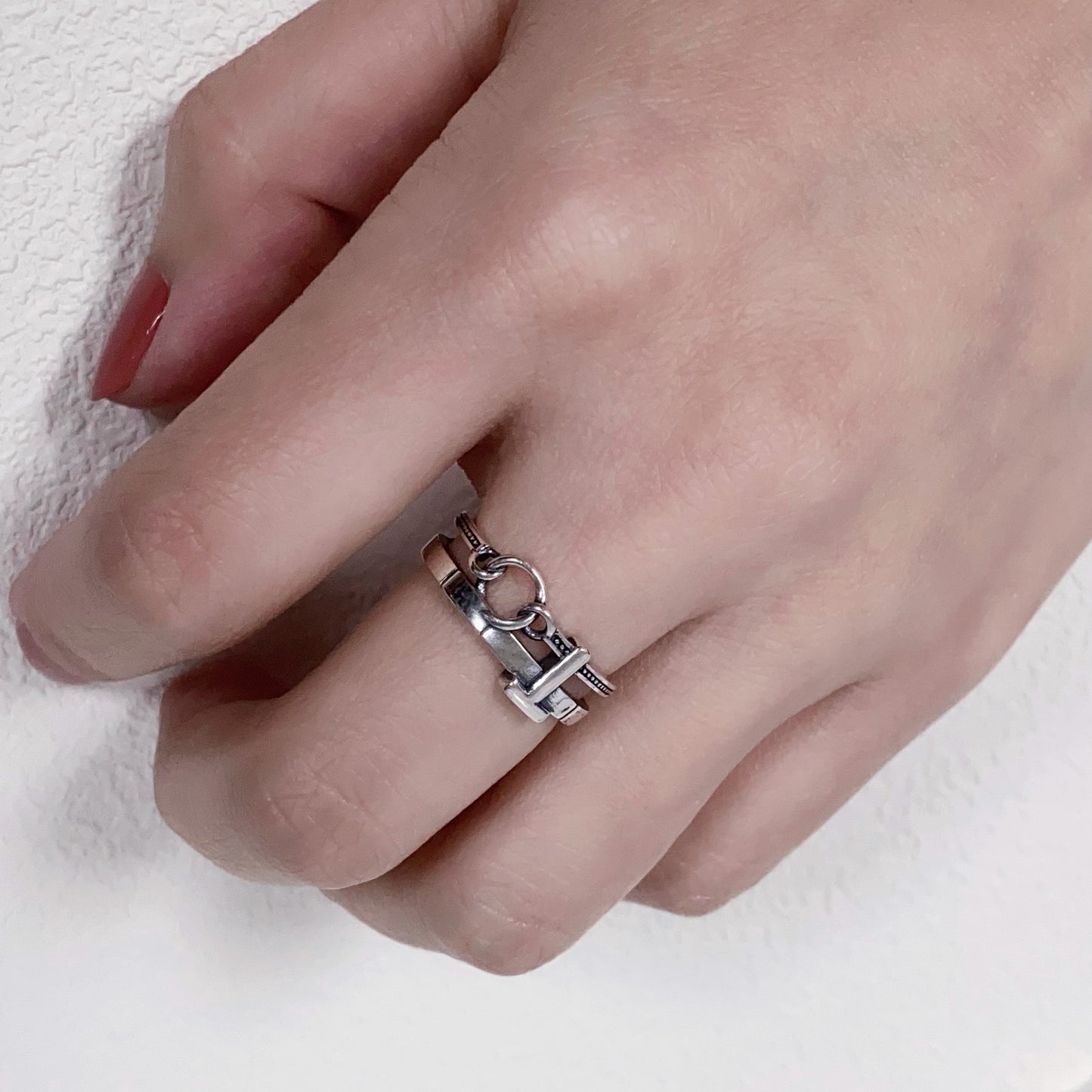 Tessellated T-Swirl Ring