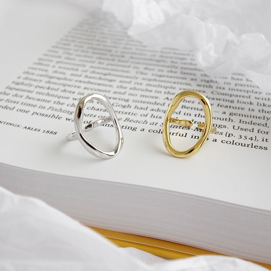 Silent Orbit Ring