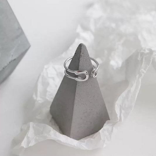 Safety Curve Ring