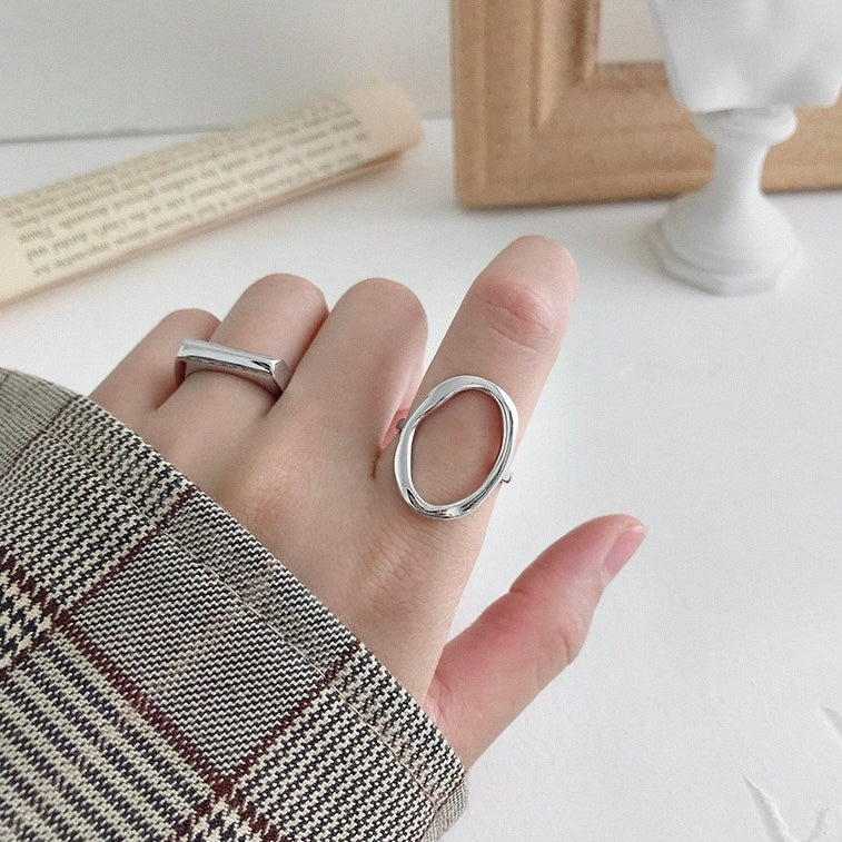 Silent Orbit Ring