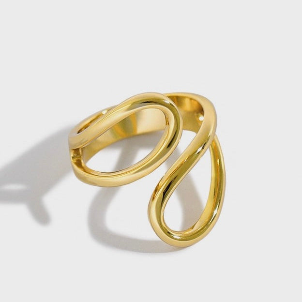 Nova Loop Ring