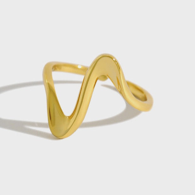 Minimalist Wave Ring