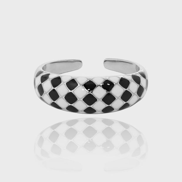 Checkered Chic Ring