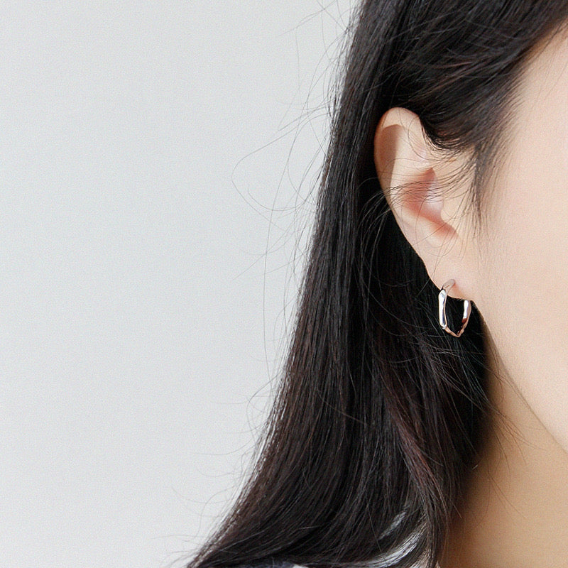 Crescent Curve Earrings